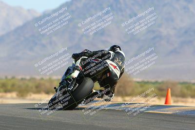 media/May-15-2022-SoCal Trackdays (Sun) [[33a09aef31]]/Turn 9 Backside Set 1 (920am)/